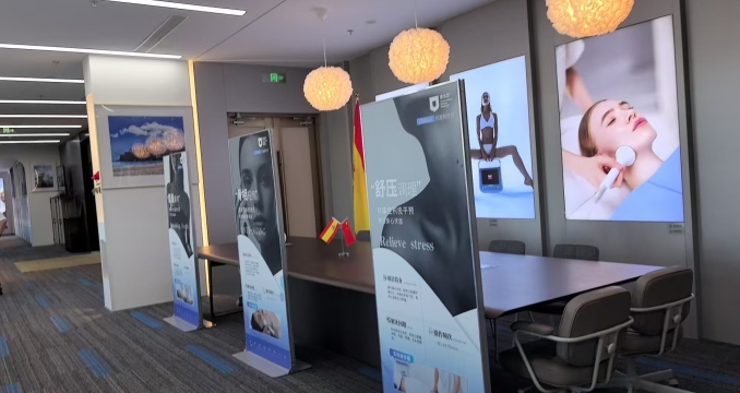 albumimg