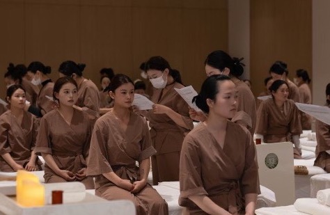 上海浦东新区唐镇怡谨美容店